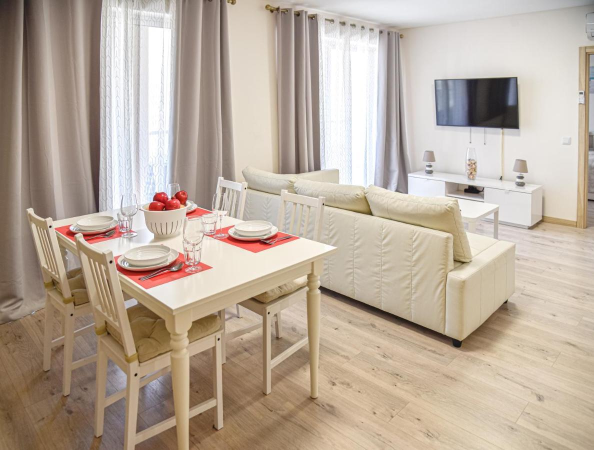 Apartamento Elegante Com Garagem E Piscina Na Praia Da Rocha Portimão Eksteriør billede