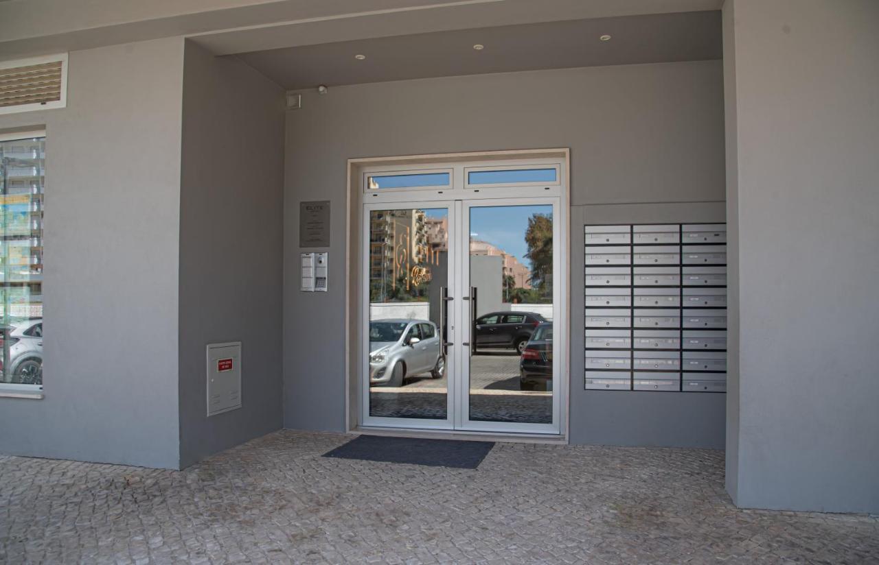 Apartamento Elegante Com Garagem E Piscina Na Praia Da Rocha Portimão Eksteriør billede