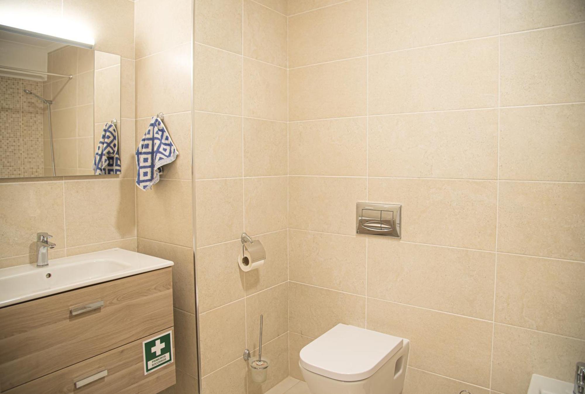Apartamento Elegante Com Garagem E Piscina Na Praia Da Rocha Portimão Eksteriør billede